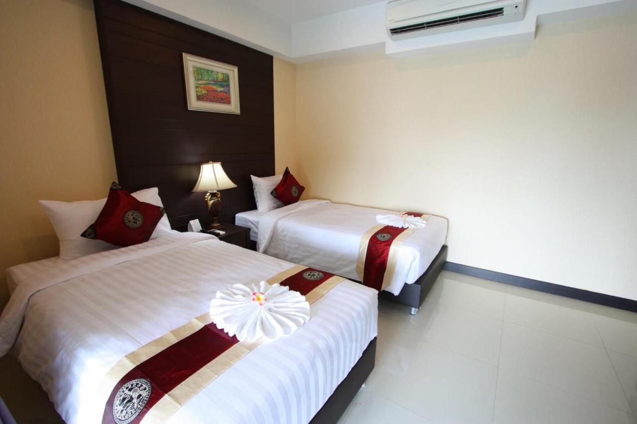 Valhalla Pattaya Hotel Jomtien Beach Zewnętrze zdjęcie