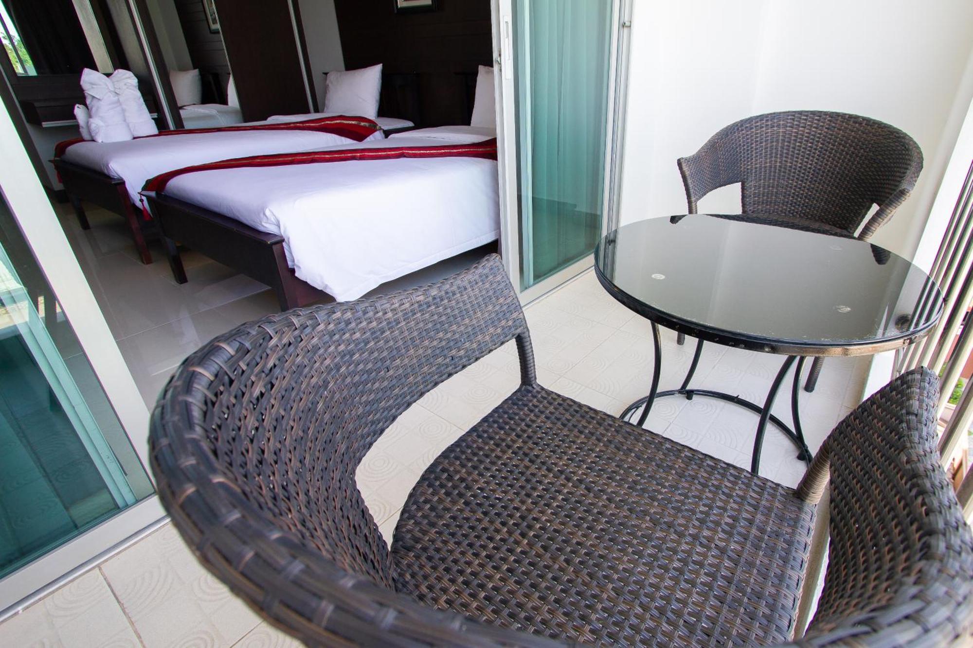 Valhalla Pattaya Hotel Jomtien Beach Zewnętrze zdjęcie
